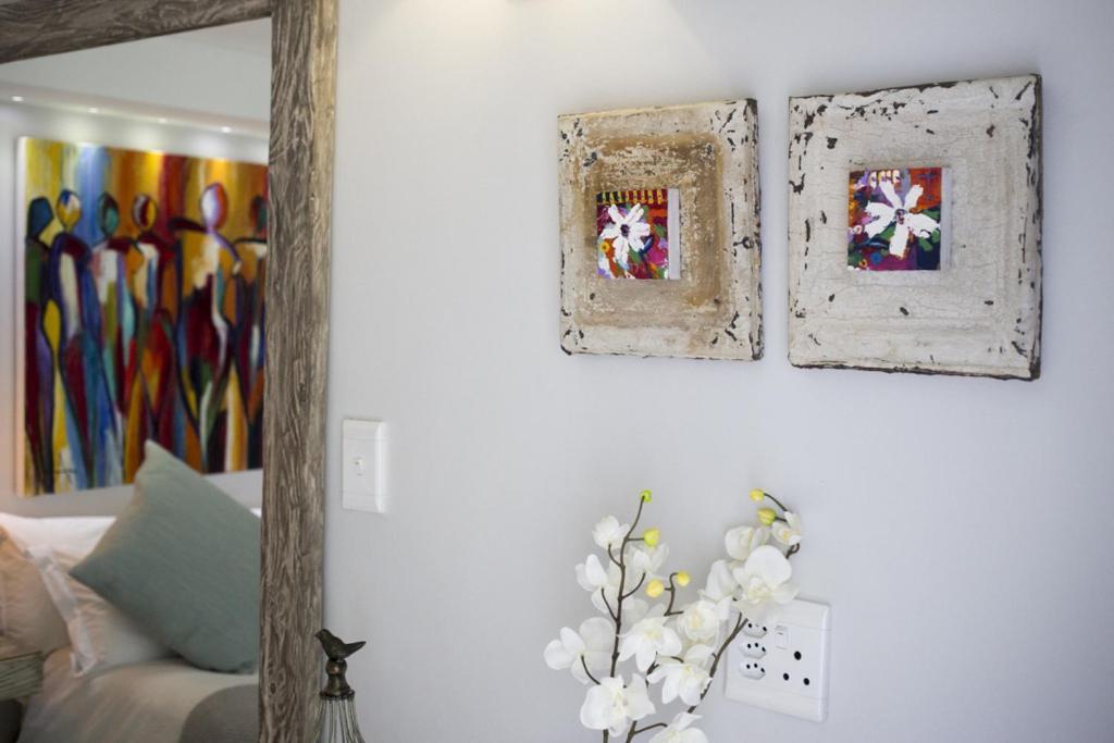 Luxury Upmarket Guesthouse 20 On 4Th 루스텐버그 외부 사진