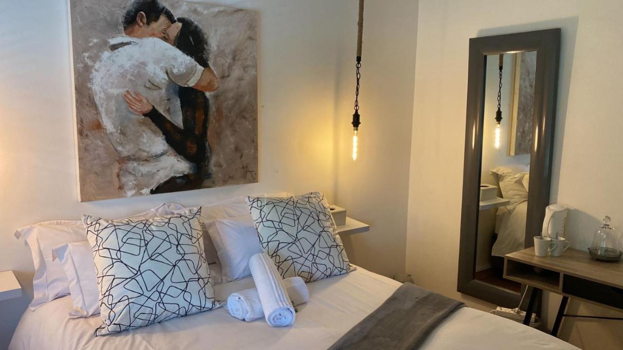 Luxury Upmarket Guesthouse 20 On 4Th 루스텐버그 외부 사진