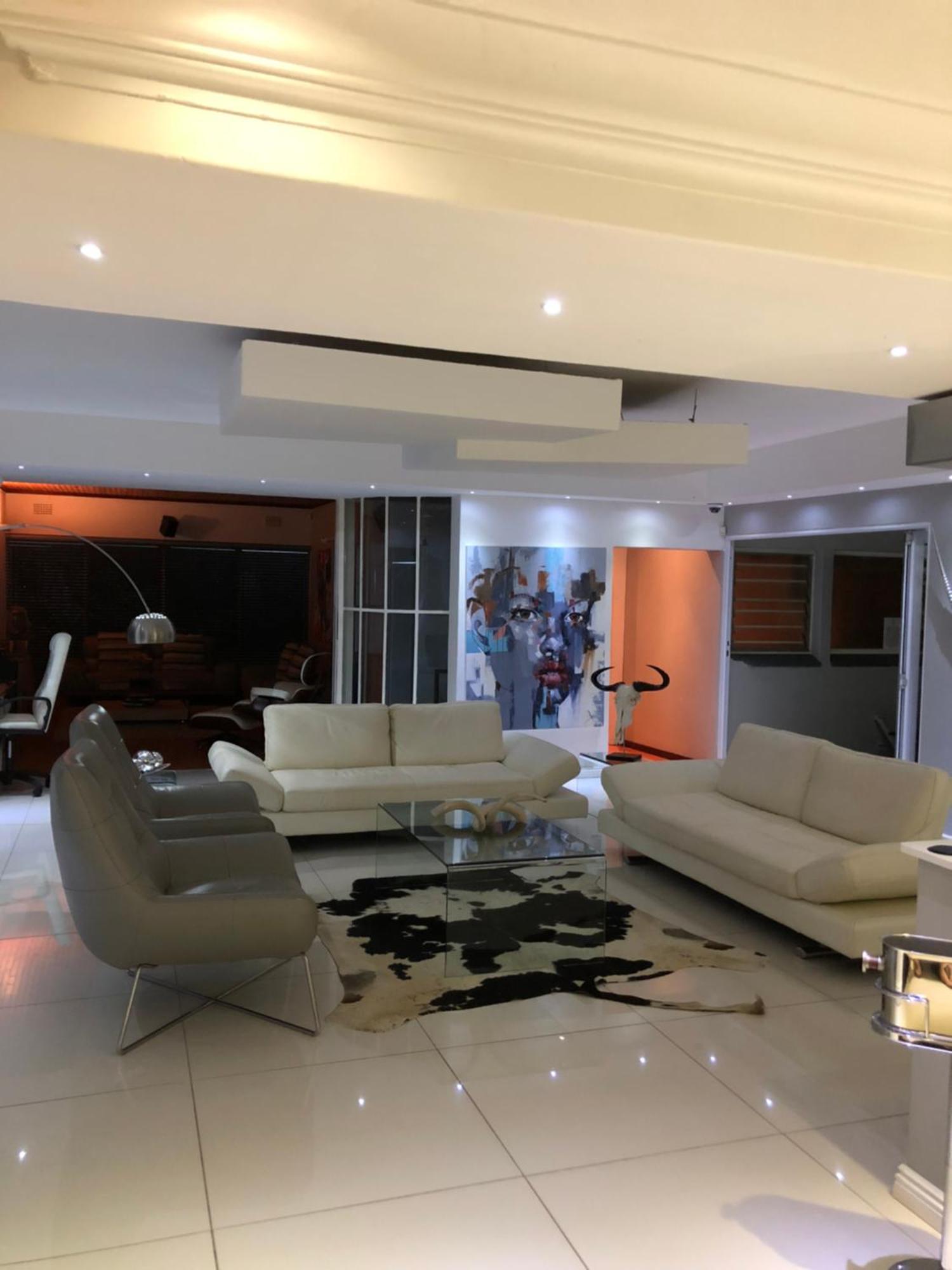 Luxury Upmarket Guesthouse 20 On 4Th 루스텐버그 외부 사진