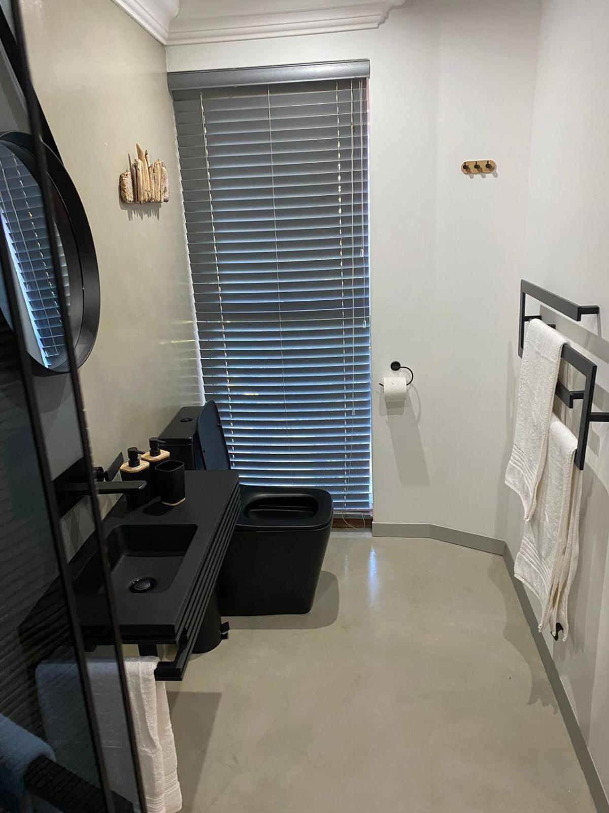 Luxury Upmarket Guesthouse 20 On 4Th 루스텐버그 외부 사진