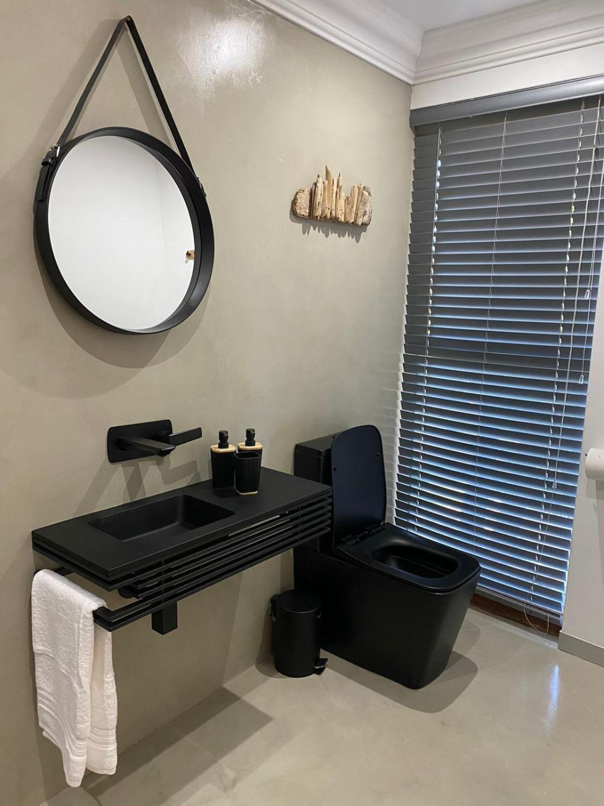 Luxury Upmarket Guesthouse 20 On 4Th 루스텐버그 외부 사진