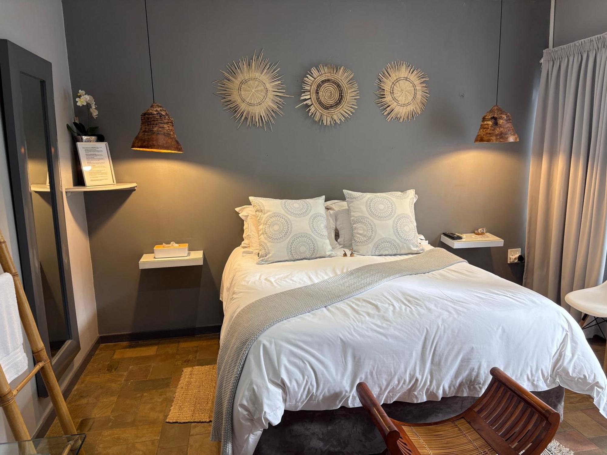 Luxury Upmarket Guesthouse 20 On 4Th 루스텐버그 외부 사진